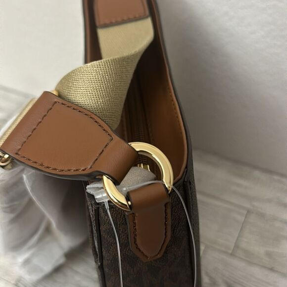 Michael Kors Jet Set Travel Metallic Messenger Bag NWT - Picture 7 of 16